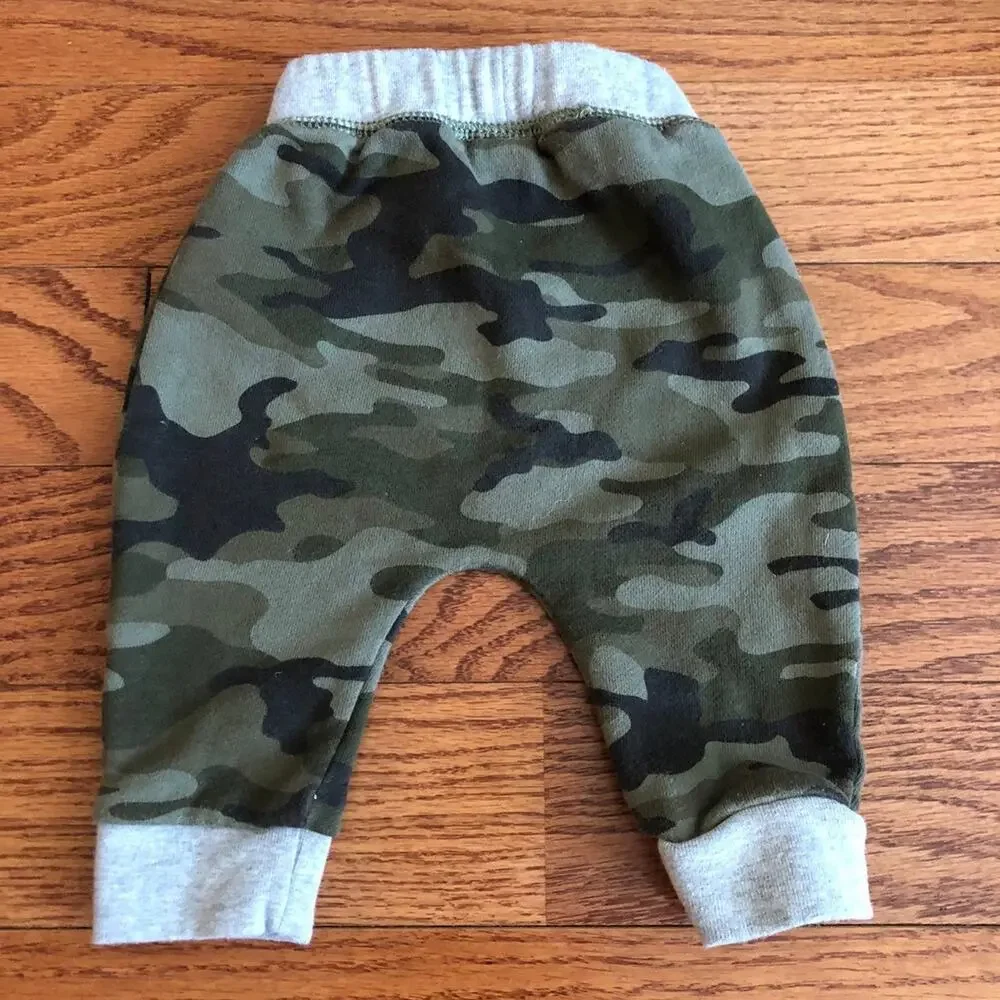 GAP BABY & CARTER'S  Bundle Jogger Dinosaur T-shirt Set Baby Boy 3-6 Months